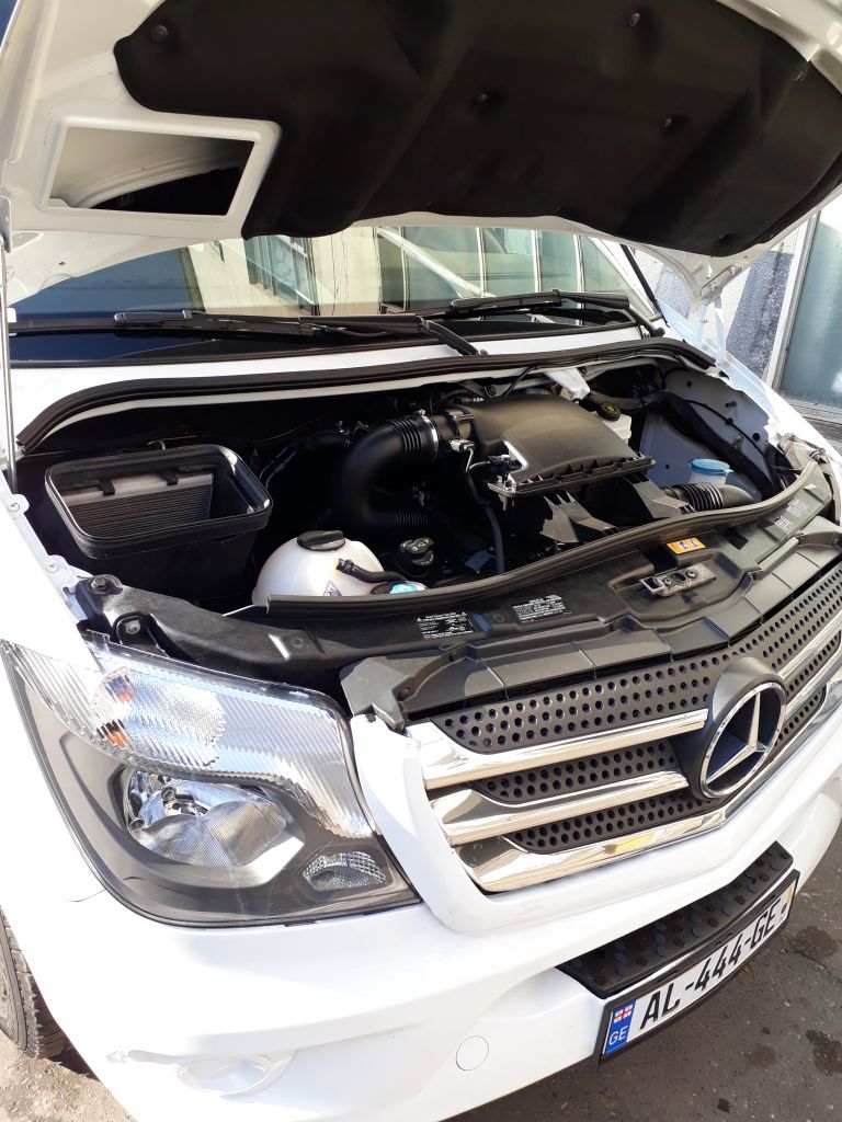 მრ.ავტობუსი - MERCEDES-BENZ