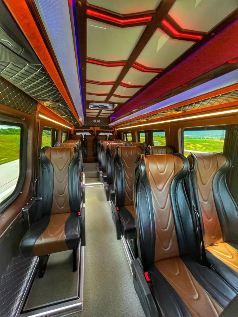 მრ.ავტობუსი - MERCEDES-BENZ