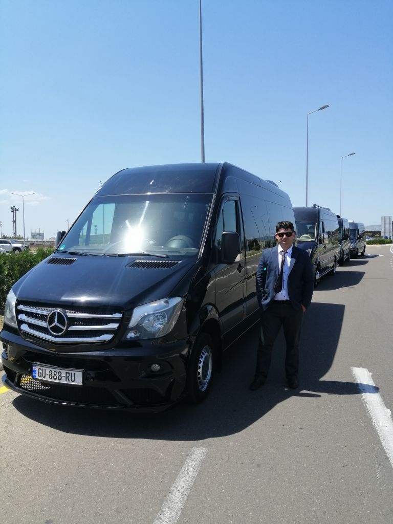 მრ.ავტობუსი - MERCEDES-BENZ