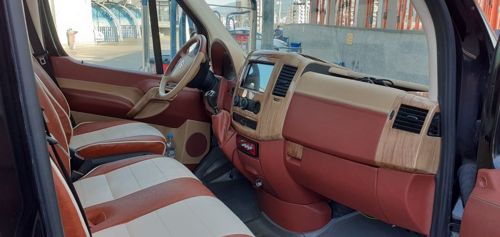 მრ.ავტობუსი - VOLKSWAGEN