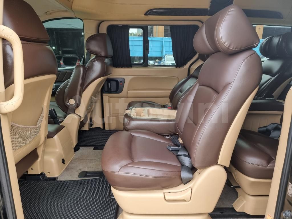 მინივენი - HYUNDAI