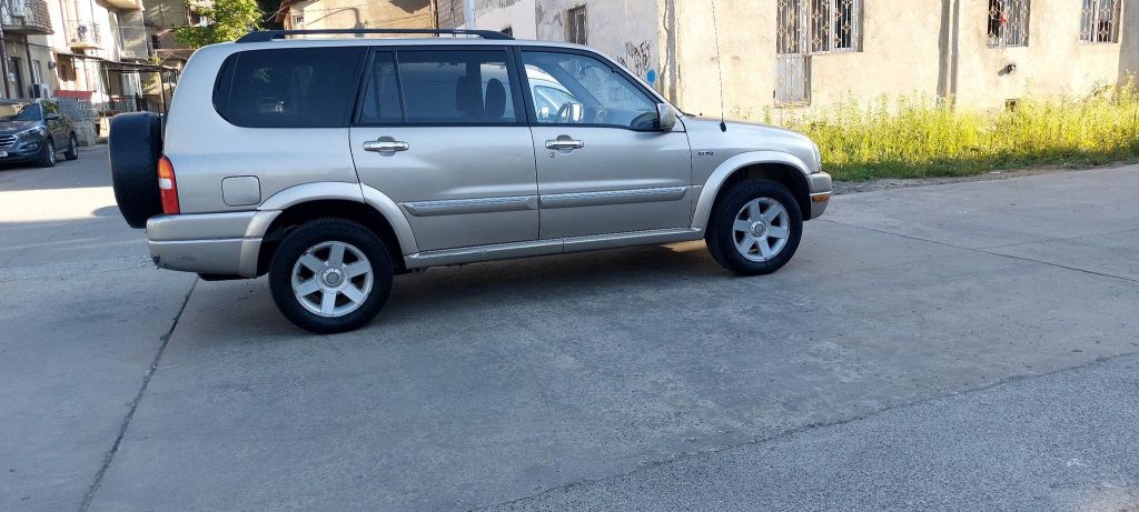 ჯიპი - SUZUKI