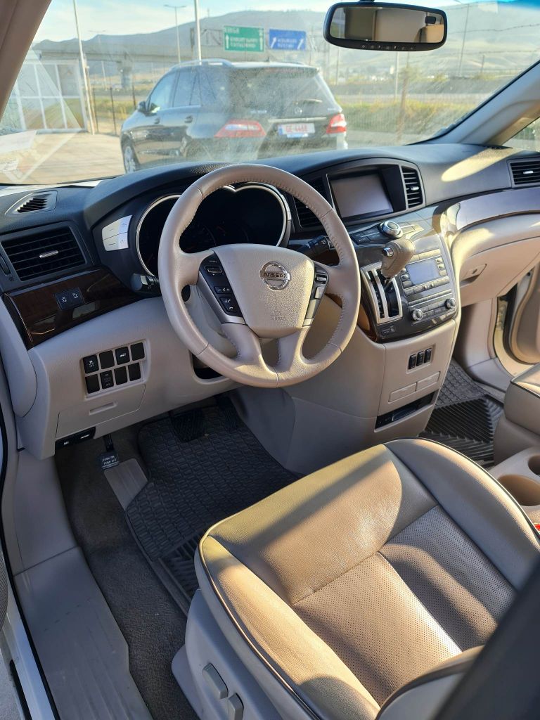 მინივენი - NISSAN