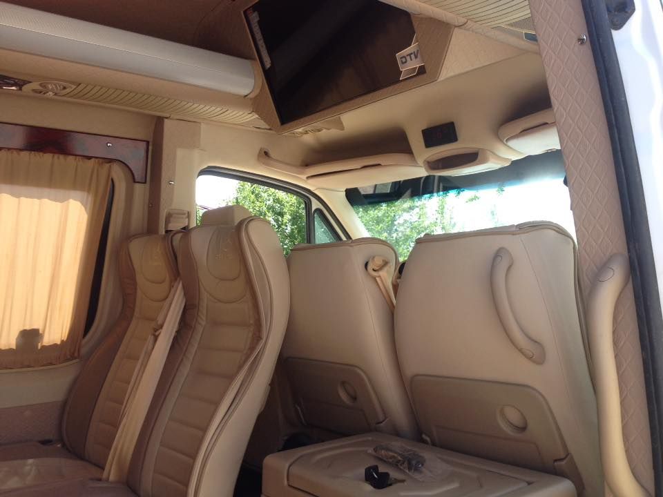 микроавтобус - MERCEDES-BENZ