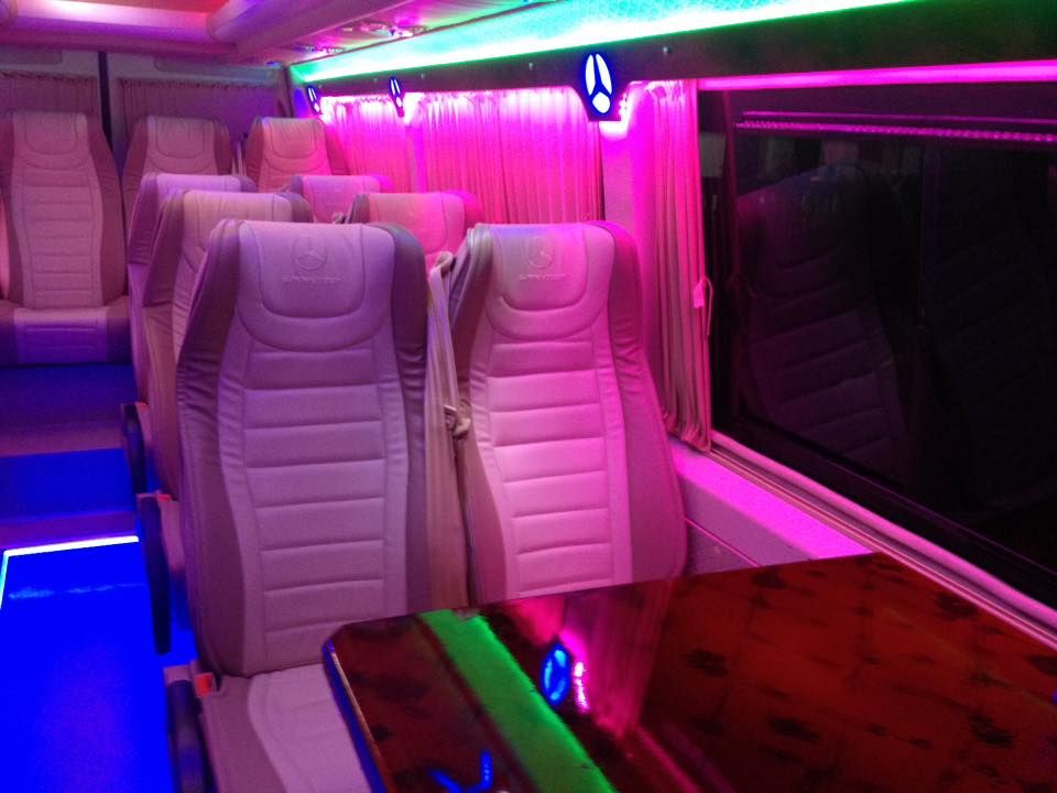 микроавтобус - MERCEDES-BENZ