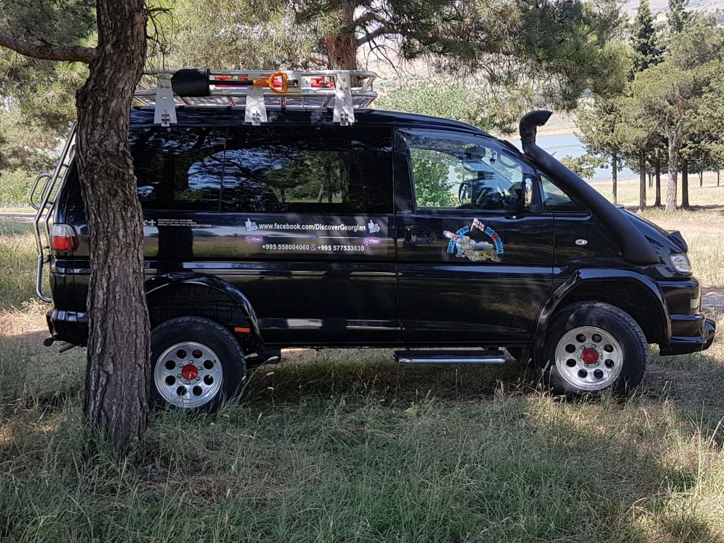 минивэн - MITSUBISHI