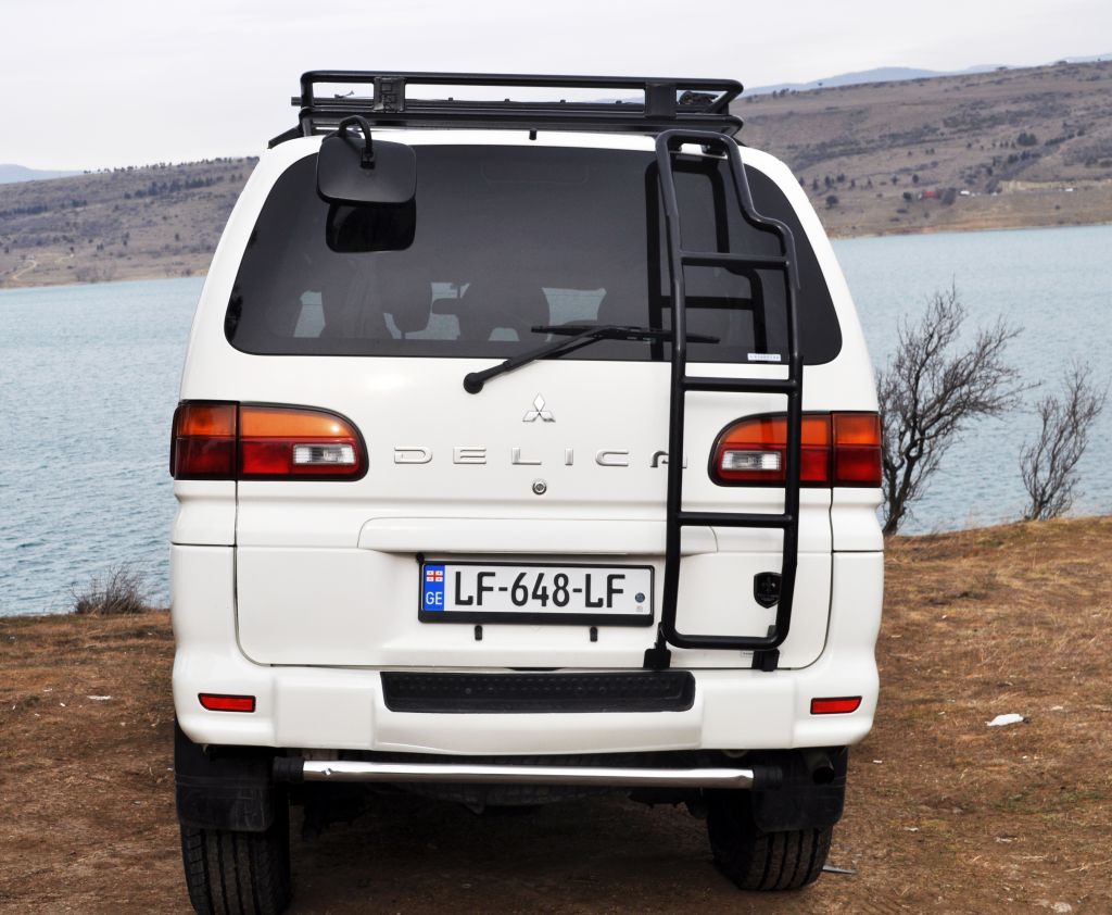 минивэн - MITSUBISHI