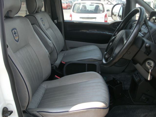 минивэн - MITSUBISHI