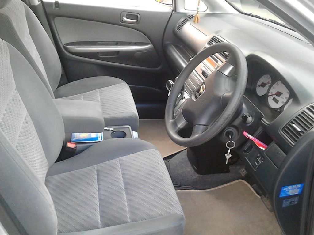 მინივენი - HONDA