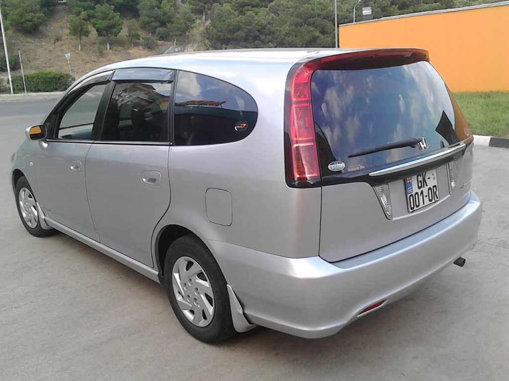 მინივენი - HONDA