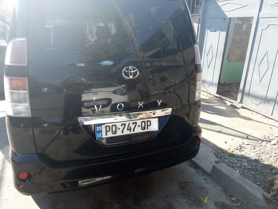 მინივენი - TOYOTA