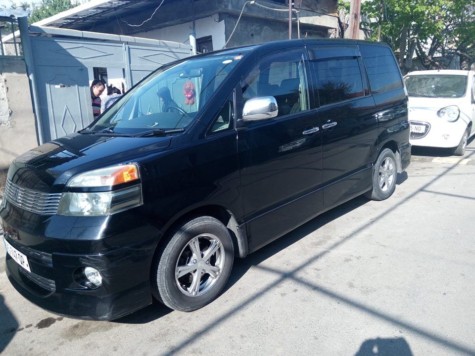 მინივენი - TOYOTA