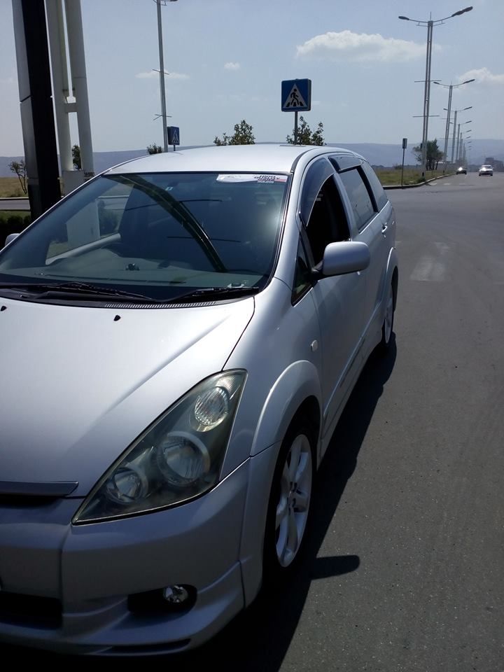 минивэн - TOYOTA