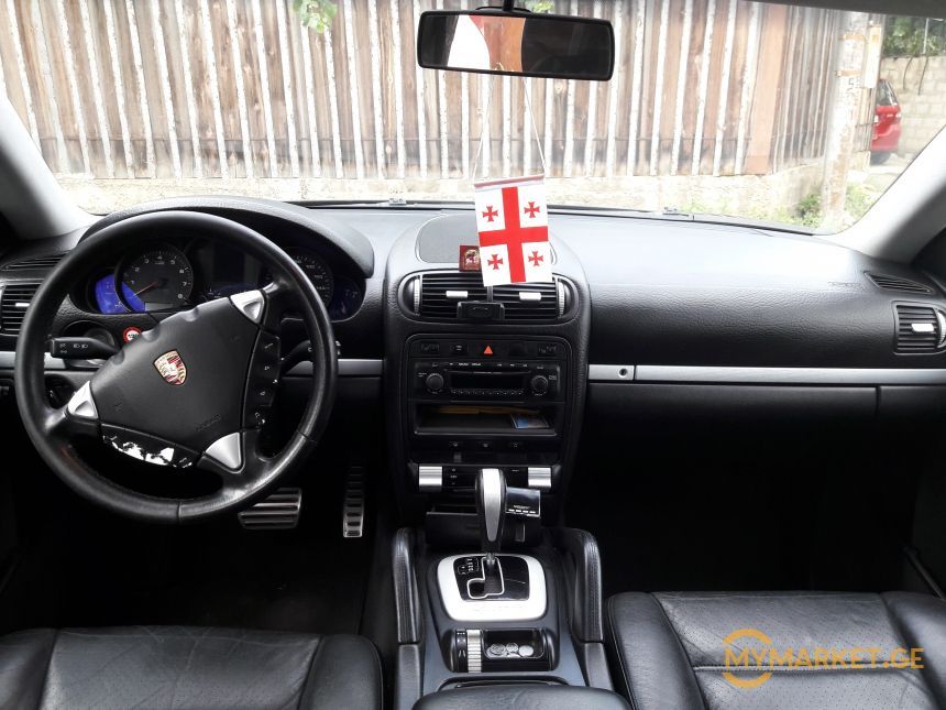 ჯიპი - PORSCHE