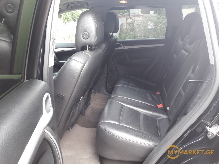 ჯიპი - PORSCHE