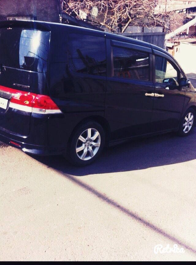 მინივენი - HONDA