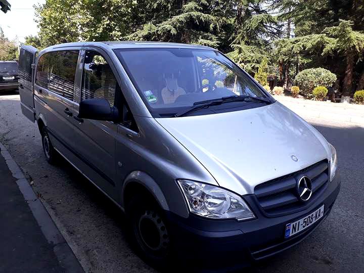 მინივენი - MITSUBISHI