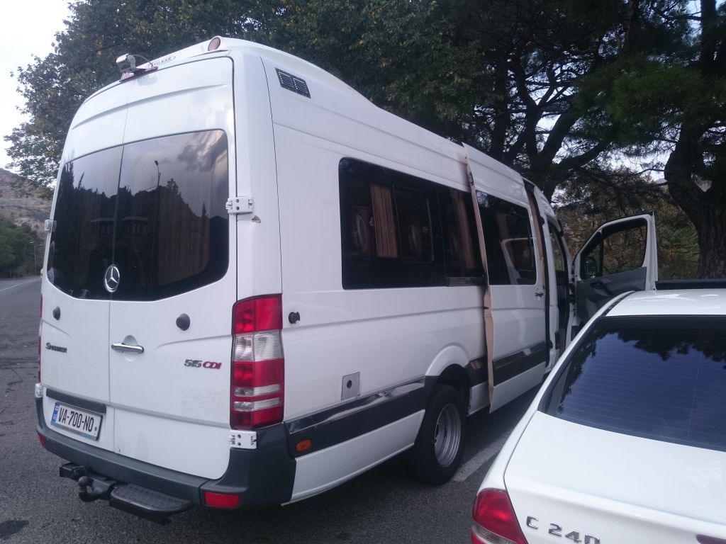 микроавтобус - MERCEDES-BENZ