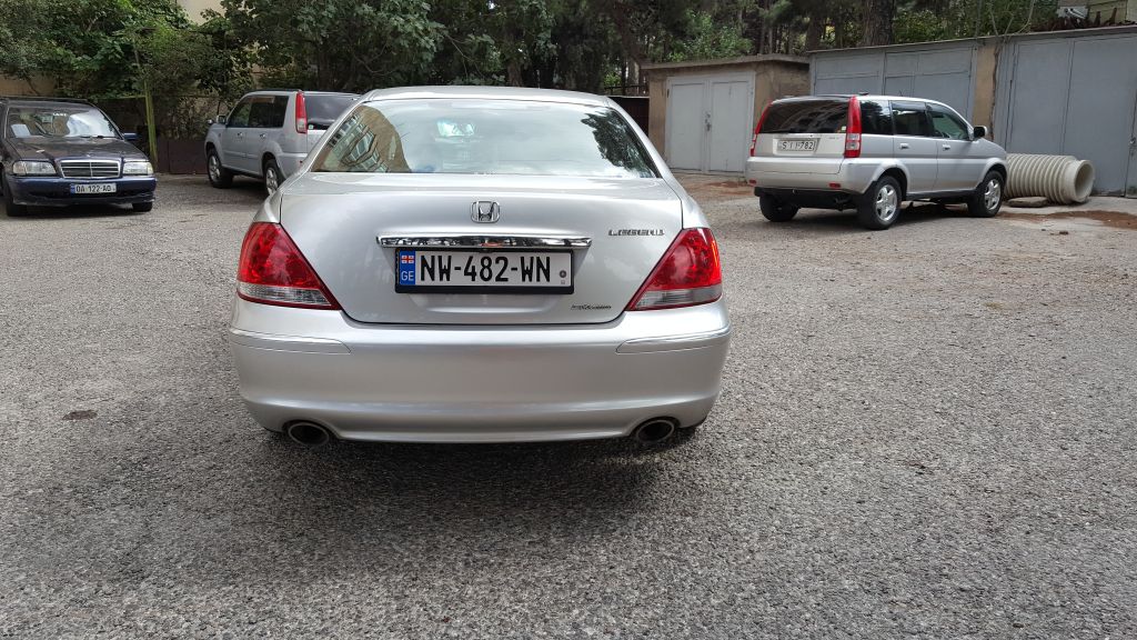 სედანი - HONDA