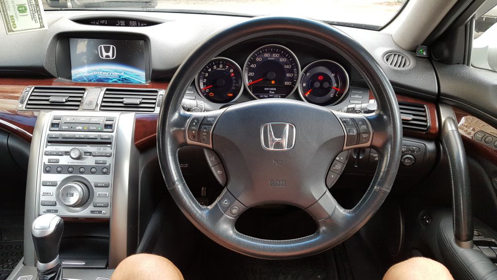 სედანი - HONDA