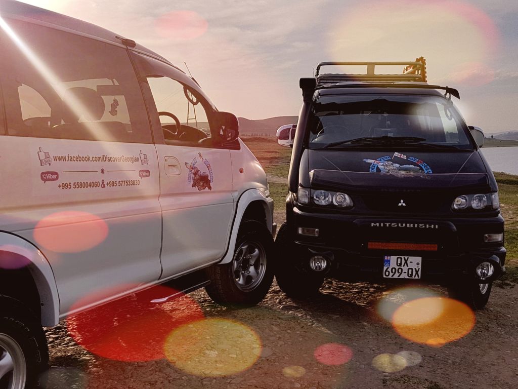 минивэн - MITSUBISHI