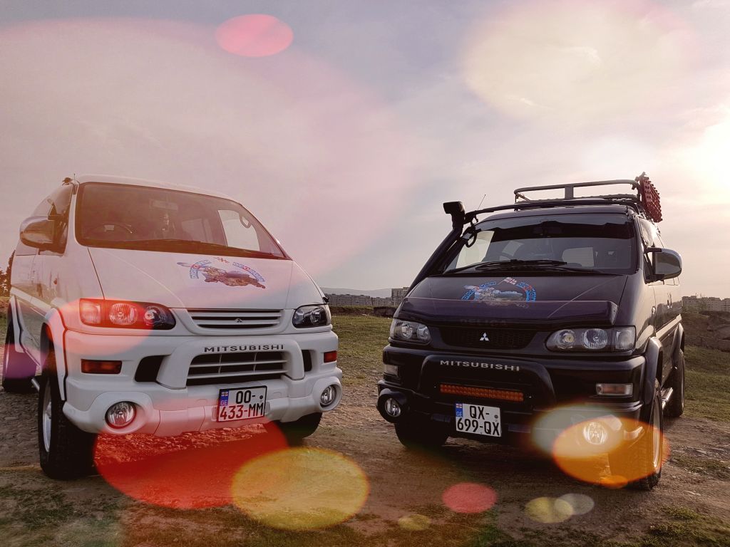 минивэн - MITSUBISHI