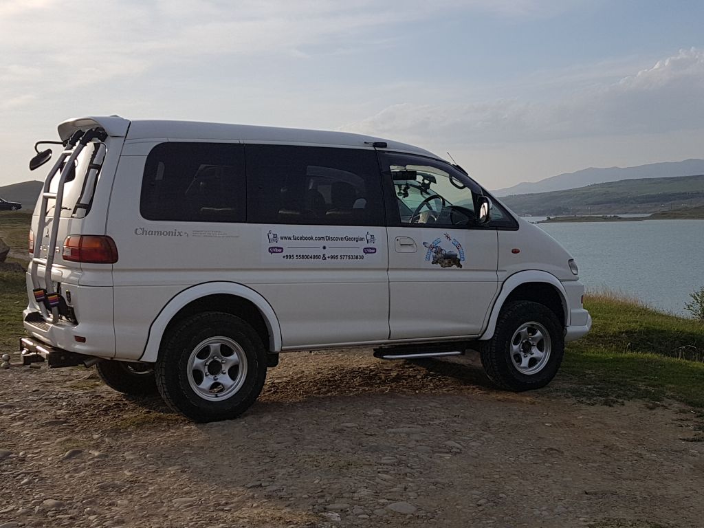 минивэн - MITSUBISHI