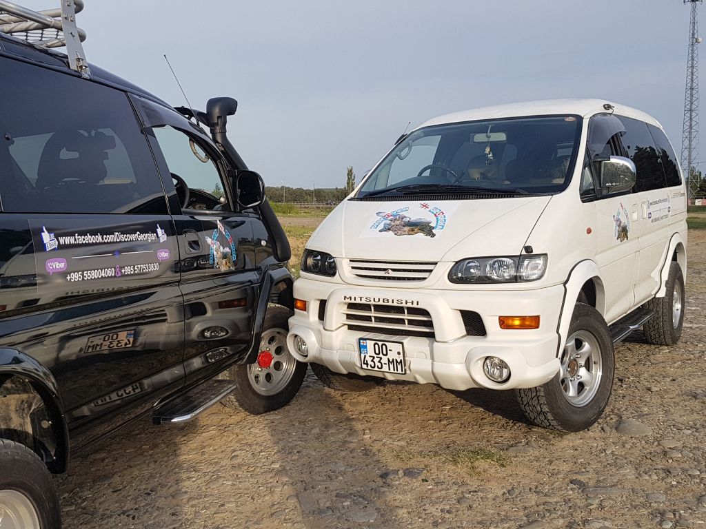 минивэн - MITSUBISHI