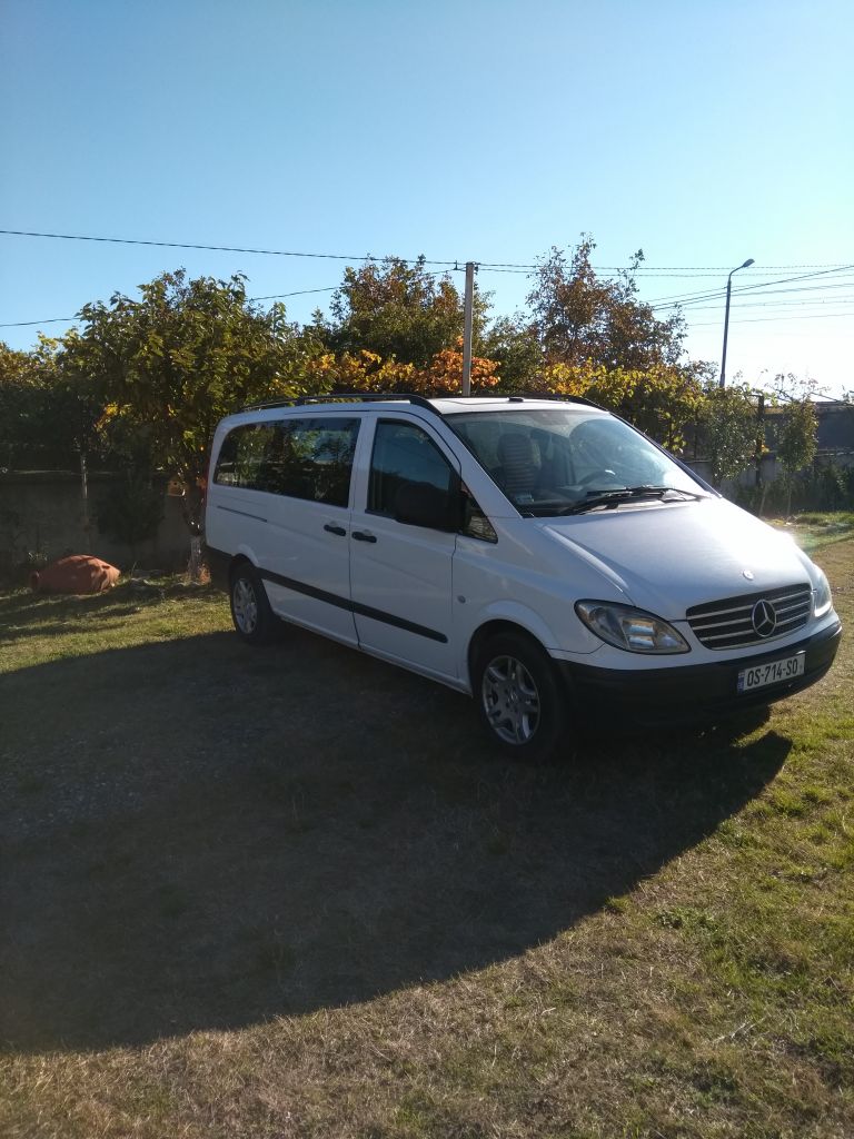 Minivan - MERCEDES-BENZ