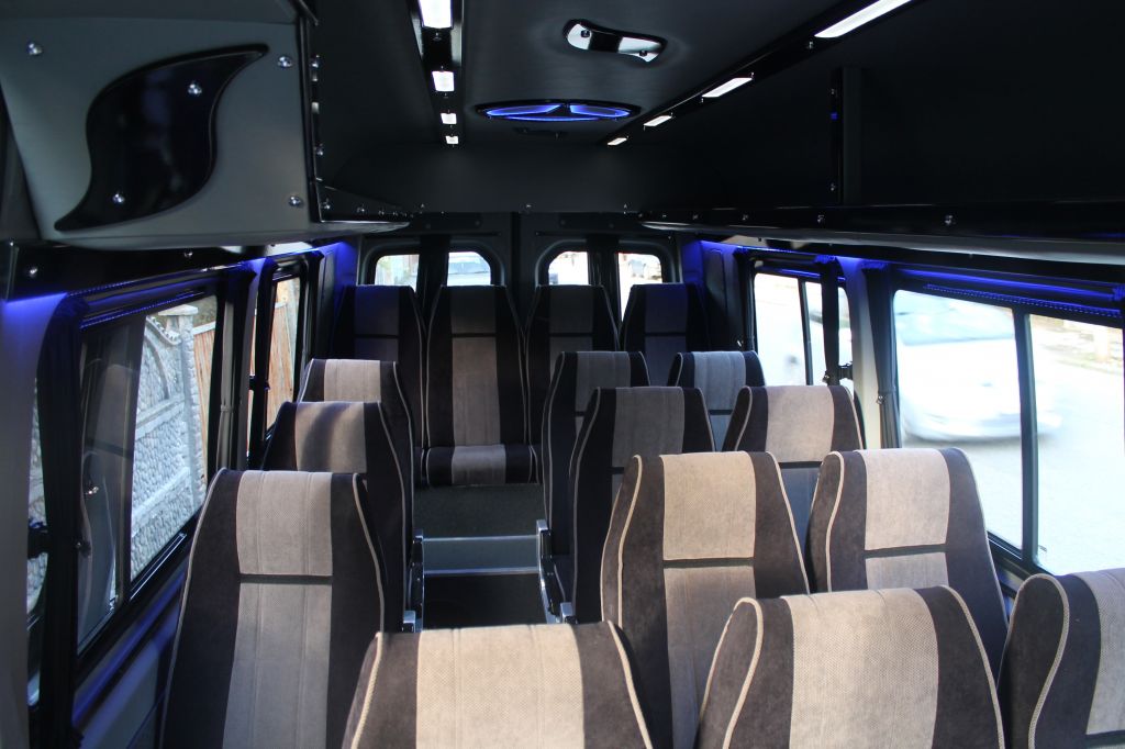 მრ.ავტობუსი - DODGE