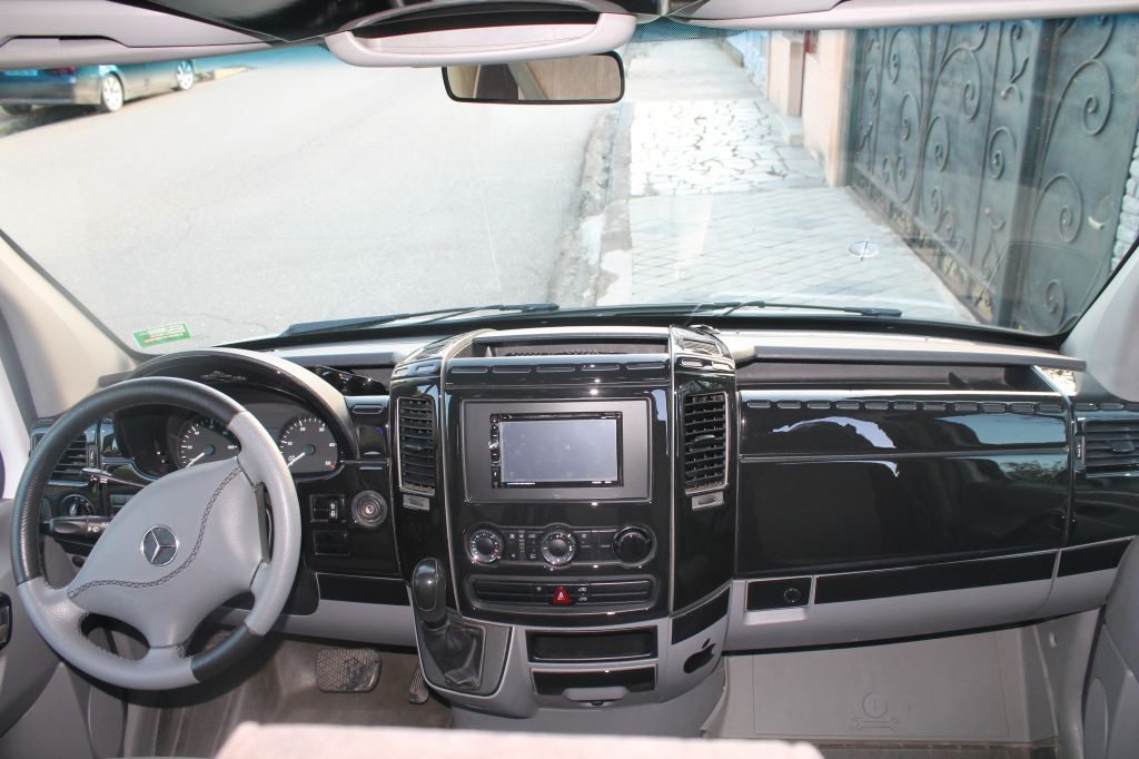 მრ.ავტობუსი - DODGE