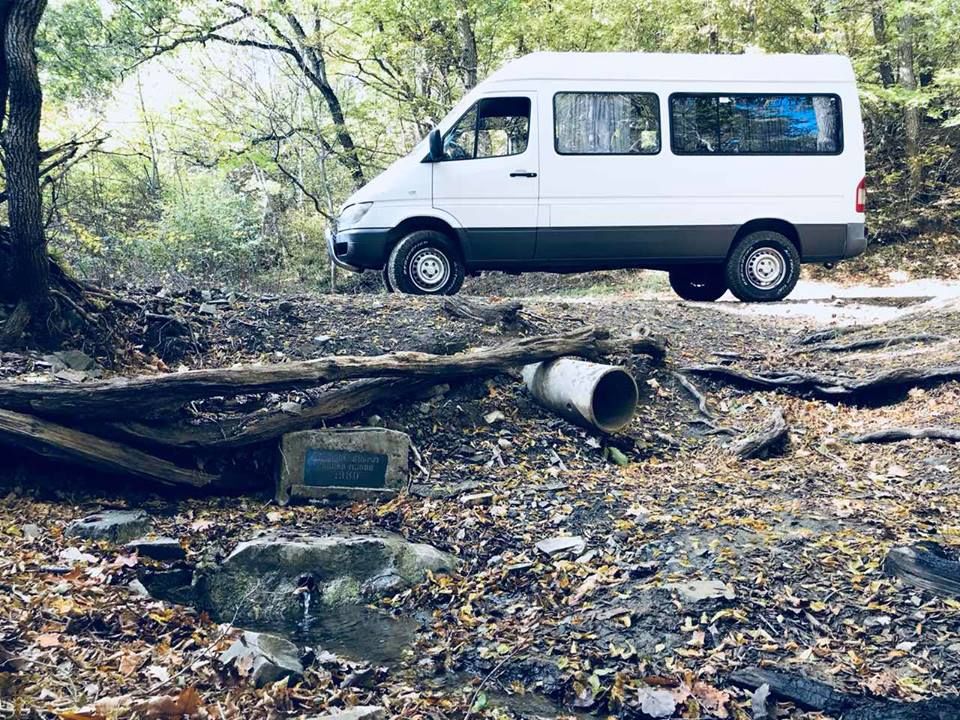 микроавтобус - MERCEDES-BENZ