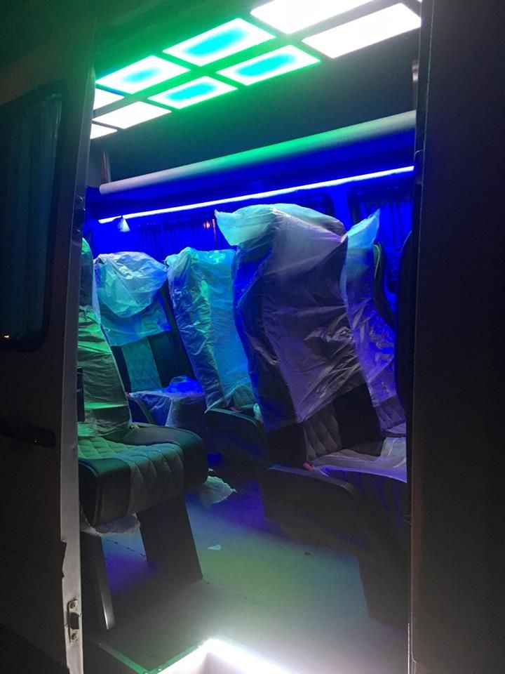 микроавтобус - MERCEDES-BENZ