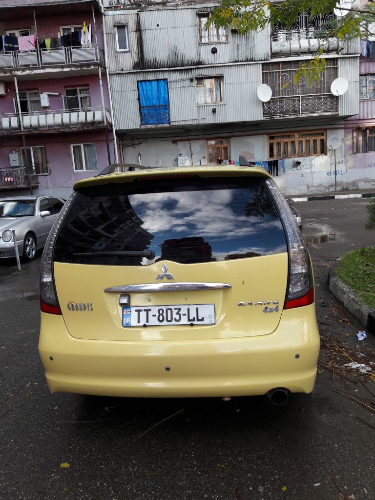 Minivan - MITSUBISHI