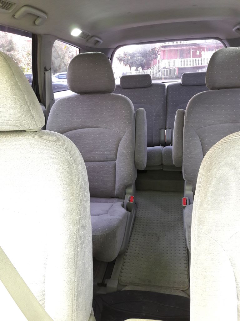 Minivan - MITSUBISHI