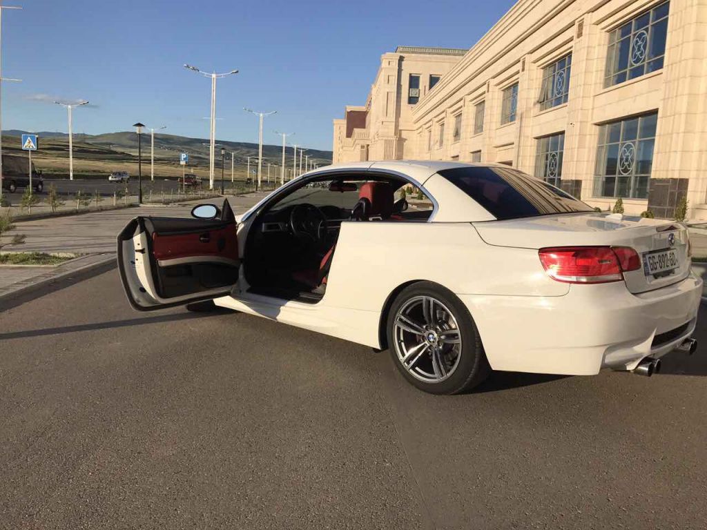 სედანი - BMW