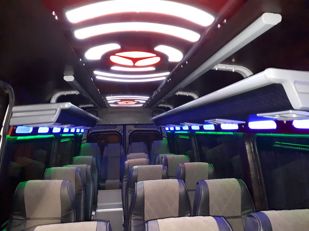 მრ.ავტობუსი - DODGE