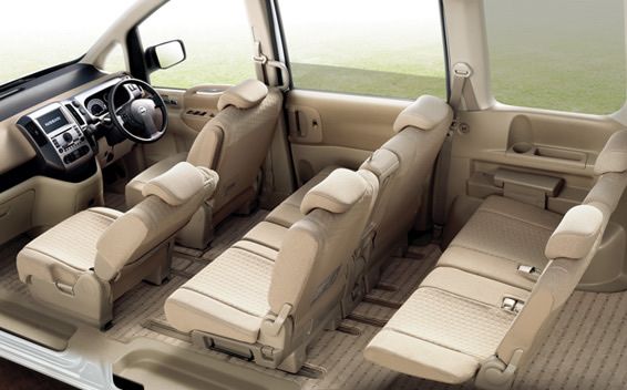 მინივენი - NISSAN