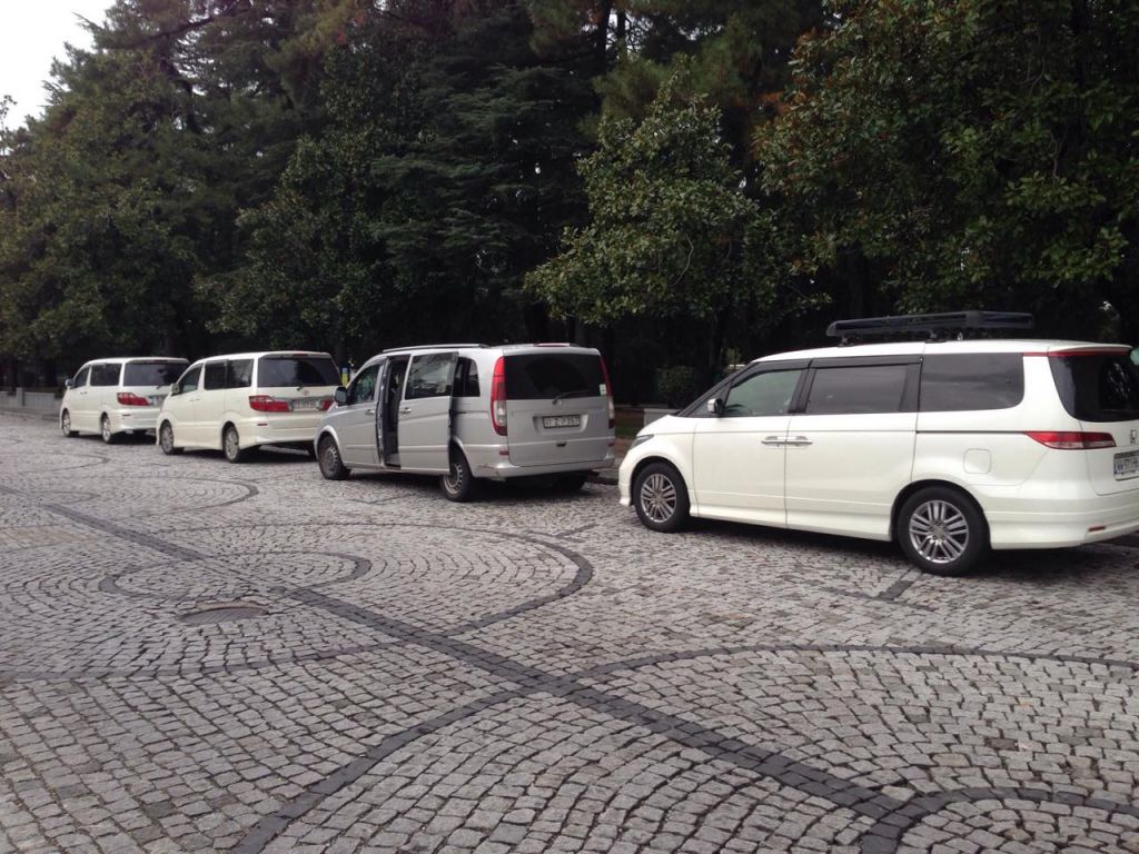 მინივენი - TOYOTA