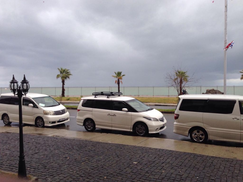 მინივენი - TOYOTA