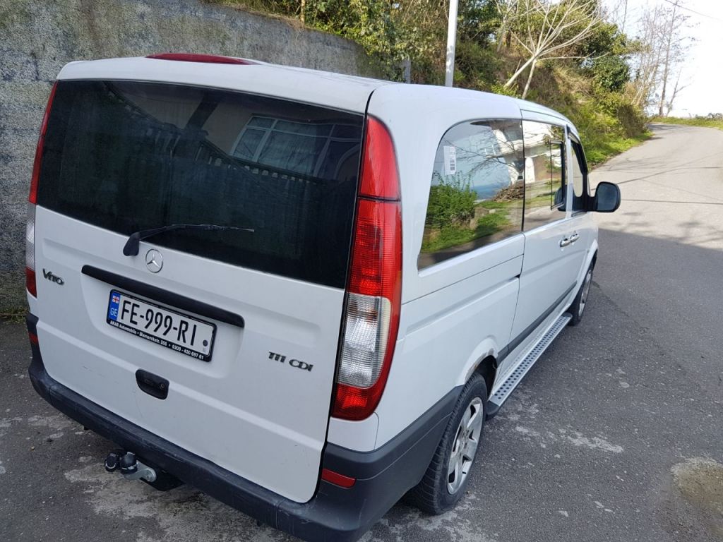 Minivan - MERCEDES-BENZ