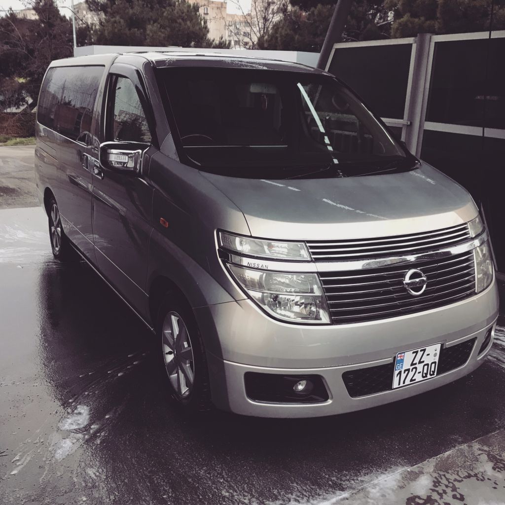 მინივენი - NISSAN