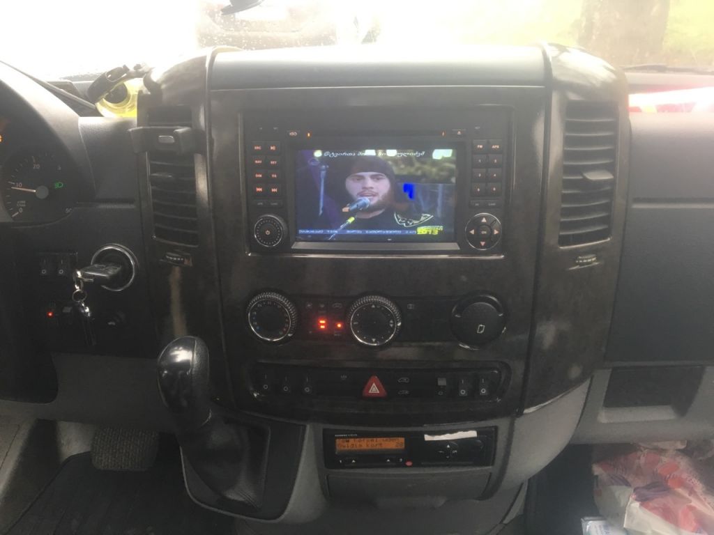 მრ.ავტობუსი - MERCEDES-BENZ