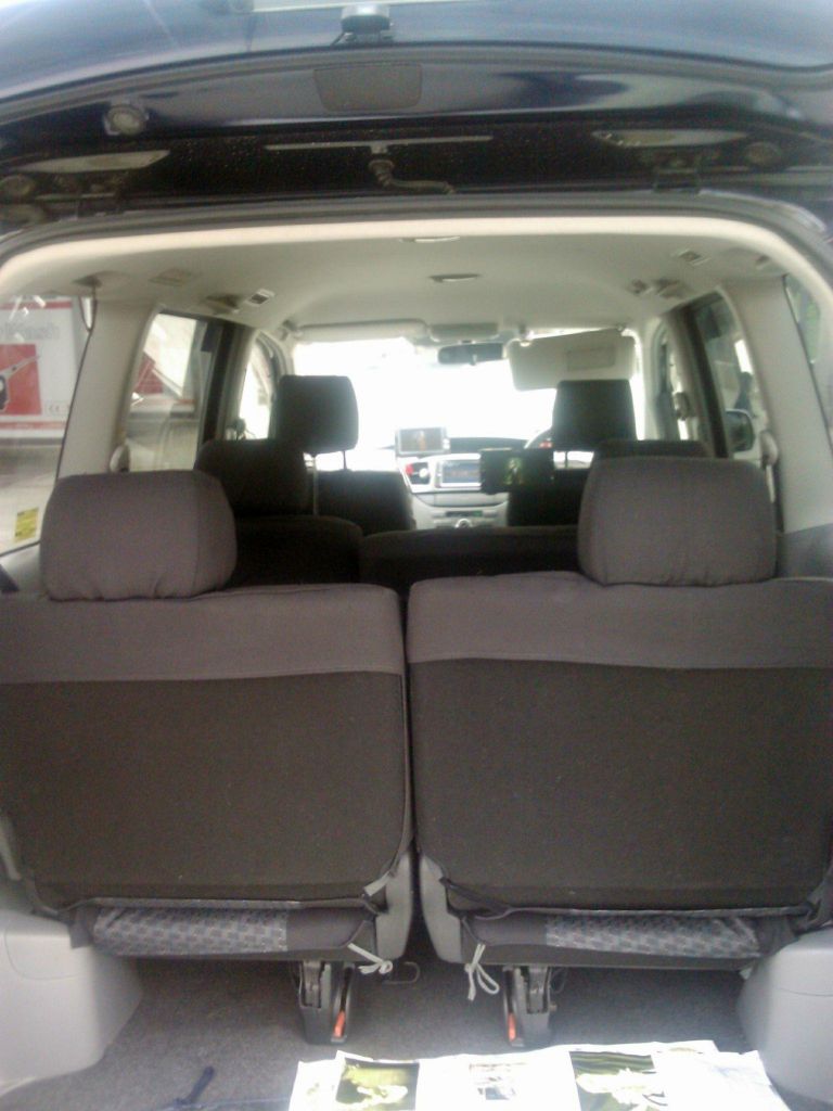 минивэн - TOYOTA