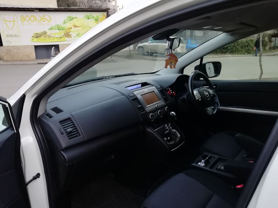 მინივენი - MAZDA