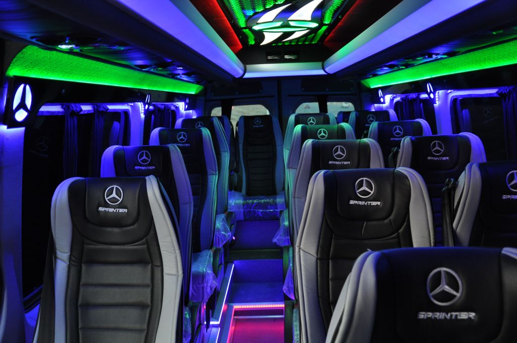 Micro Bus - MERCEDES-BENZ