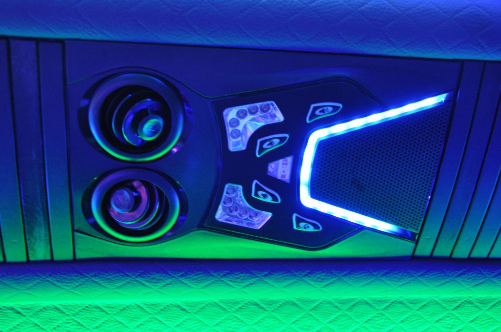 Micro Bus - MERCEDES-BENZ