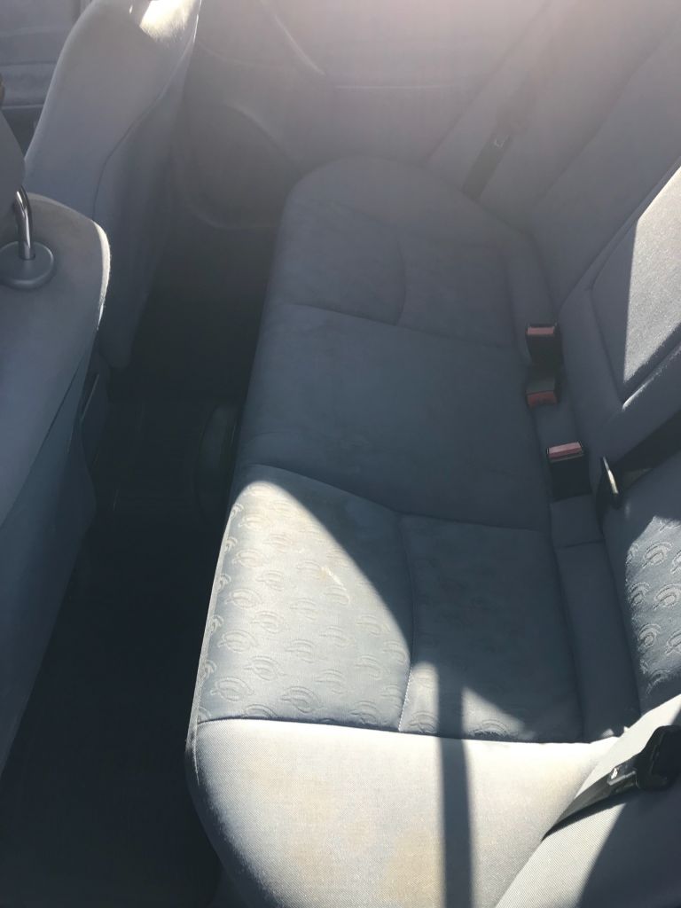 სედანი - MERCEDES-BENZ