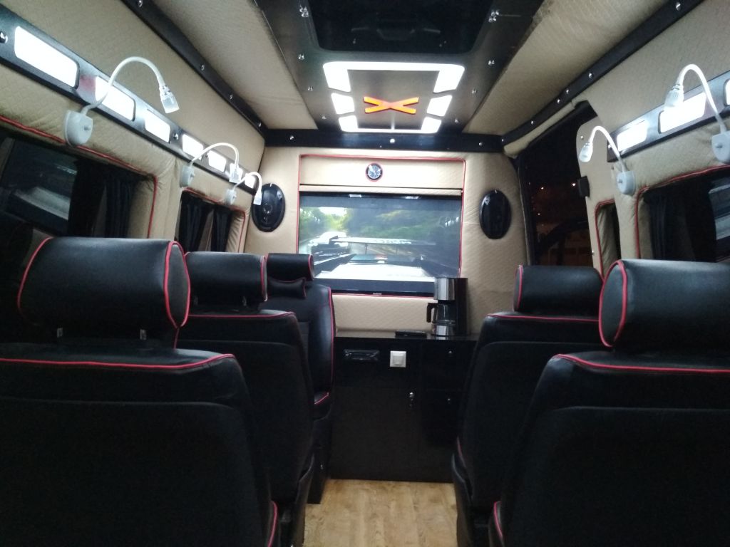 მრ.ავტობუსი - VOLKSWAGEN