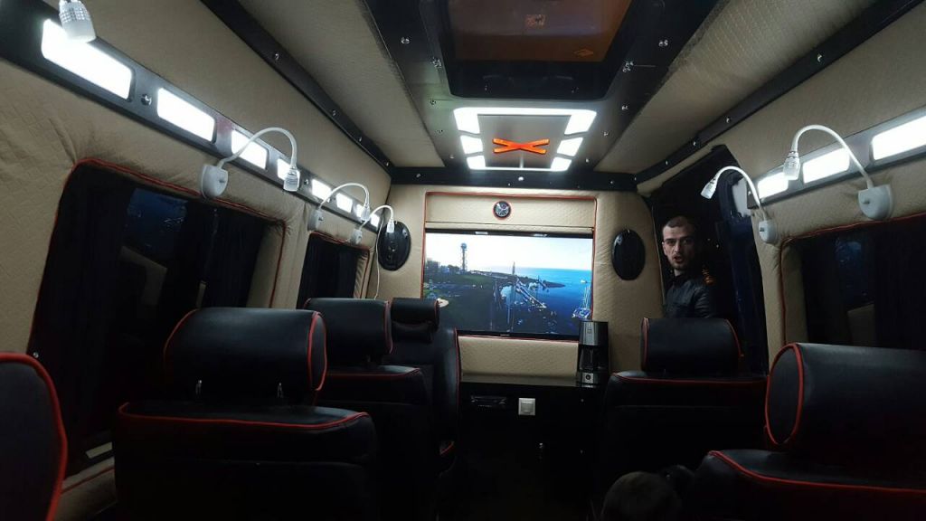 მრ.ავტობუსი - VOLKSWAGEN